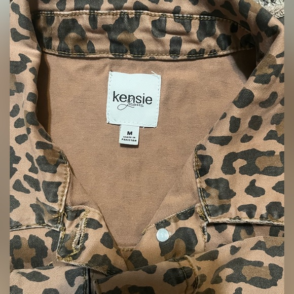 Kensie Animal Print Button-Up Jacket - Picture 4 of 5